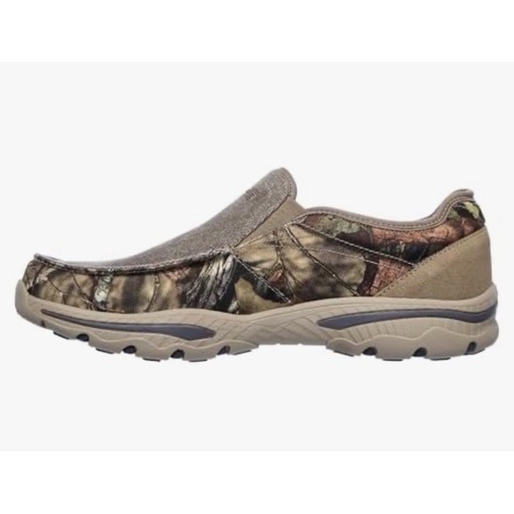 SKECHERS Men\'s Memory Foam Slip On Shoes Loafer 204331 CAMO NEW IN BOX SZ‎ 10.5